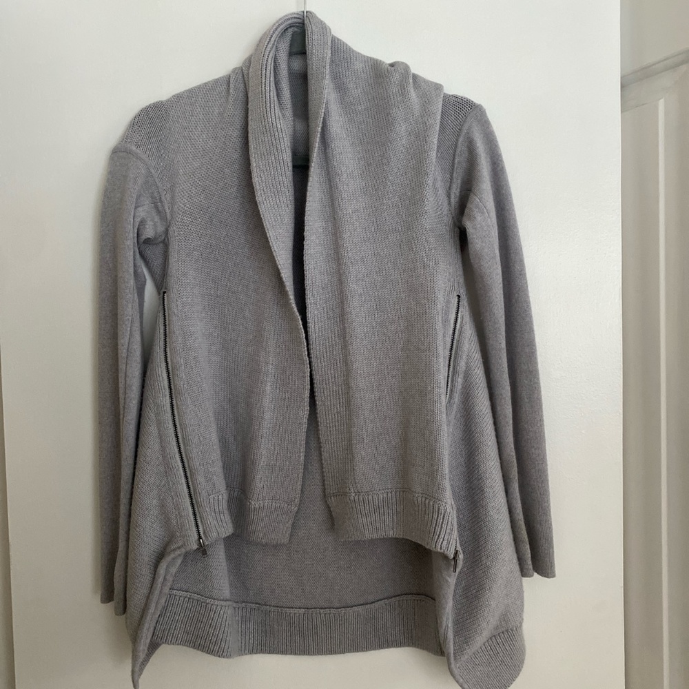 LULULEMON CARDIGAN SWEATER